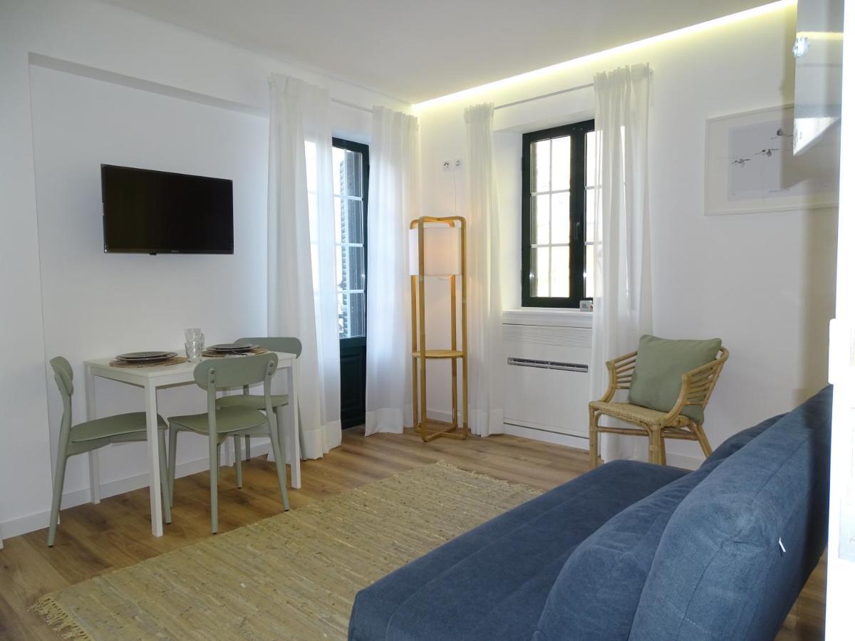 Casa Do Largo Apartment *